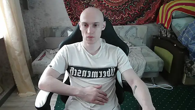 Snapshot of johnny_positive chatting on June 30, 2026, 4:34 am johnny positive online show from June 30, 2026, 4:34 am