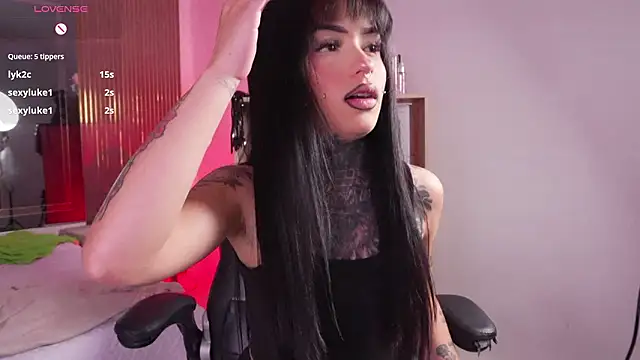 Snapshot of CleeoAdams_ chatting on January 18, 2026, 5:55 am CleeoAdams online show from January 18, 2026, 5:55 am