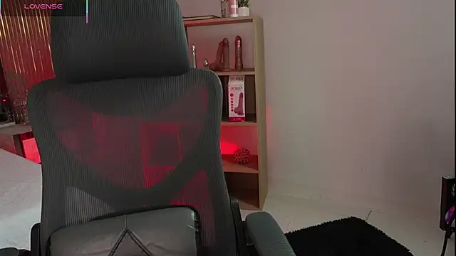 Snapshot of CleeoAdams_ chatting on January 9, 2026, 4:52 am CleeoAdams online show from January 9, 2026, 4:52 am