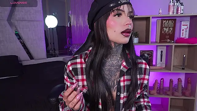 Snapshot of CleeoAdams_ chatting on February 12, 2026, 6:13 am CleeoAdams online show from February 12, 2026, 6:13 am