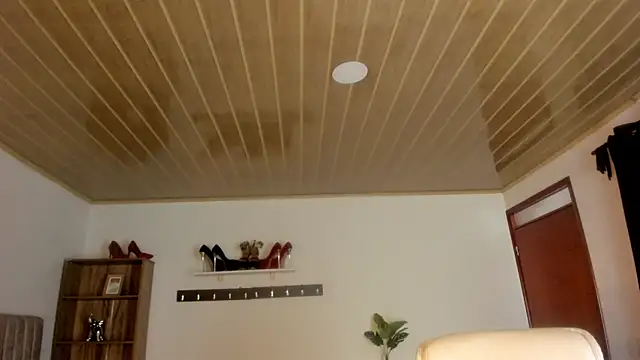 Snapshot of Renaxi_Smith chatting on September 10, 2025, 8:19 pm Renaxi Smith online show from September 10, 2025, 8:19 pm