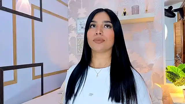 CharlotteGraay online show from November 27, 2025, 7:47 pm