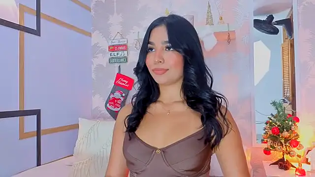 CharlotteGraay online show from December 22, 2025, 7:47 pm