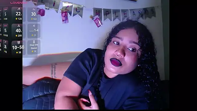 Snapshot of leslycarsson chatting on October 6, 2025, 2:02 am leslycarsson online show from October 6, 2025, 2:02 am