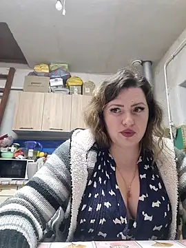 Snapshot of Jyleta chatting on December 13, 2025, 8:59 pm Jyleta online show from December 13, 2025, 8:59 pm