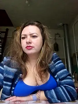 Snapshot of Jyleta chatting on November 9, 2025, 12:42 pm Jyleta online show from November 9, 2025, 12:42 pm