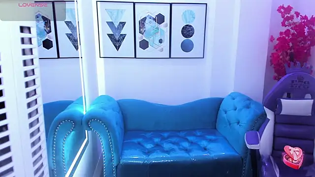 Akaza Hakuji  online show from February 6, 2026, 12:34 pm