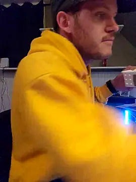 Snapshot of SoxxyNsh chatting on December 2, 2025, 1:39 am SoxxyNsh online show from December 2, 2025, 1:39 am