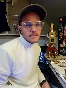 Snapshot of SoxxyNsh chatting on December 3, 2025, 6:03 am SoxxyNsh online show from December 3, 2025, 6:03 am