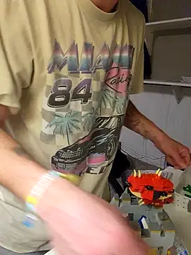 Snapshot of SoxxyNsh chatting on November 28, 2025, 10:10 pm SoxxyNsh online show from November 28, 2025, 10:10 pm