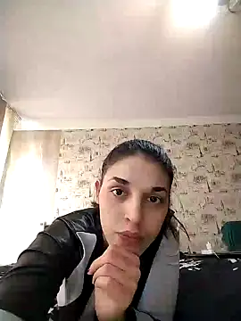 Snapshot of Rosanna_Rennie chatting on February 28, 2025, 9:15 am Rosanna Rennie online show from February 28, 2025, 9:15 am