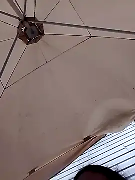 Snapshot of Rosanna_Rennie chatting on October 20, 2025, 9:10 am Rosanna Rennie online show from October 20, 2025, 9:10 am