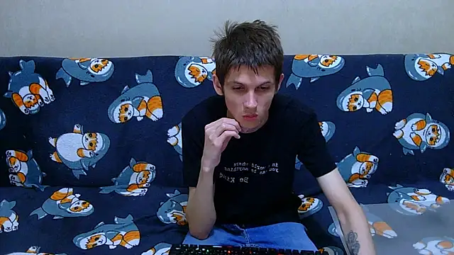 Lester Broo online show from July 11, 2026, 9:37 pm