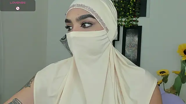Snapshot of Maissa_Alabi chatting on September 13, 2025, 7:25 pm Maissa Alabi online show from September 13, 2025, 7:25 pm