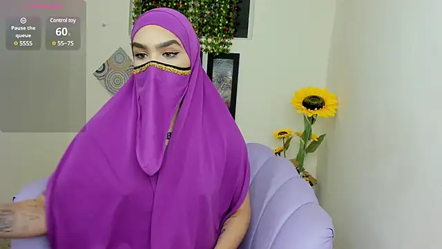 Snapshot of Maissa_Alabi chatting on March 18, 2025, 7:33 pm Maissa Alabi online show from March 18, 2025, 7:33 pm