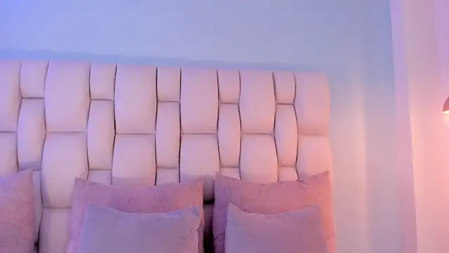 Snapshot of shatall_rouge chatting on November 1, 2025, 10:03 pm shatall rouge online show from November 1, 2025, 10:03 pm