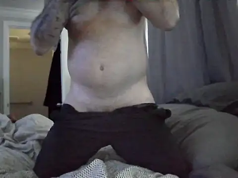 Snapshot of 1badfucka chatting on May 6, 2026, 11:58 am 1badfucka online show from May 6, 2026, 11:58 am