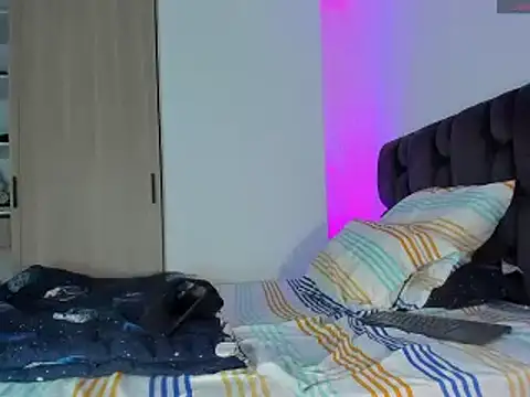 austinoficial online show from January 14, 2026, 11:19 pm