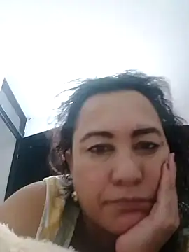 karolove2424 online show from October 4, 2025, 1:18 am
