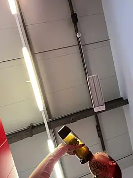 Snapshot of Black_sweet_Rose chatting on February 13, 2025, 10:34 am Black sweet Rose online show from February 13, 2025, 10:34 am