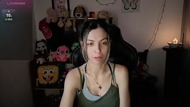 Snapshot of Princezzlove3 chatting on November 15, 2025, 2:10 pm Princezzlove3 online show from November 15, 2025, 2:10 pm