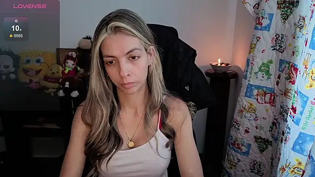 Snapshot of Princezzlove3 chatting on January 14, 2026, 5:49 pm Princezzlove3 online show from January 14, 2026, 5:49 pm