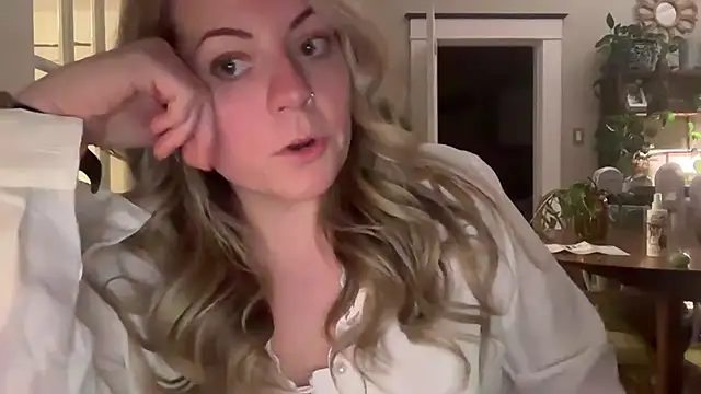 girlnextdoorjoelle online show from January 12, 2025, 9:51 am