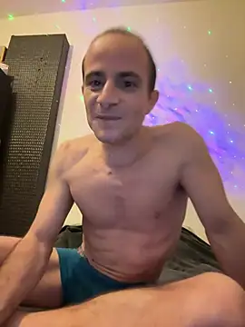 VicesVersa online show from January 14, 2025, 11:05 pm