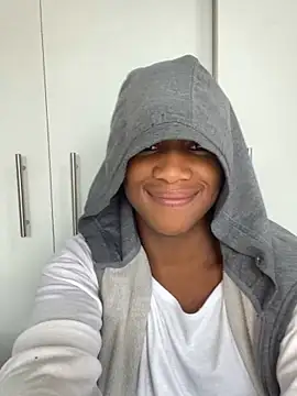 snotLoud online show from February 28, 2025, 5:48 am