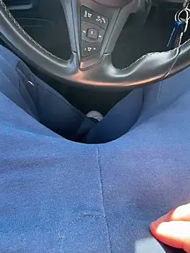 Snapshot of DutchPublic chatting on March 17, 2025, 10:17 am DutchPublic online show from March 17, 2025, 10:17 am