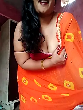 Snapshot of Haseena_Baby chatting on October 24, 2025, 3:27 am Haseena Baby online show from October 24, 2025, 3:27 am