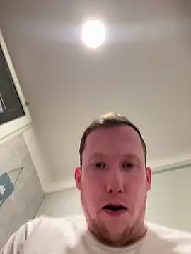 Sklavesucht2025 online show from February 13, 2025, 3:29 am