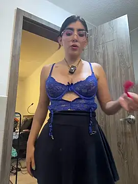 Snapshot of MartinaSooler chatting on June 3, 2026, 3:29 am MartinaSooler online show from June 3, 2026, 3:29 am