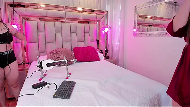 Katalina Evans online show from September 8, 2025, 8:30 pm