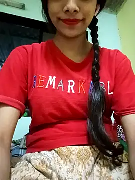 silverworm2026 online show from January 24, 2025, 5:21 pm