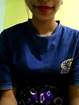 silverworm2026 online show from March 6, 2025, 5:22 pm