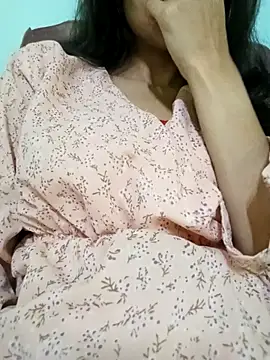 silverworm2026 online show from February 1, 2025, 3:18 pm