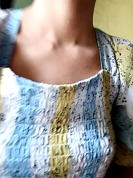 silverworm2026 online show from March 2, 2025, 4:50 am