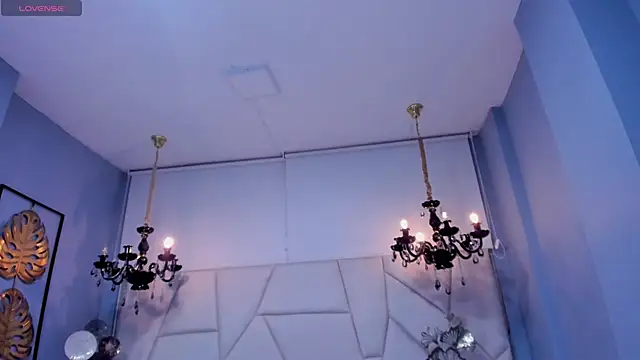 Snapshot of Aitana_Hilton_ chatting on November 28, 2025, 12:16 pm Aitana Hilton online show from November 28, 2025, 12:16 pm