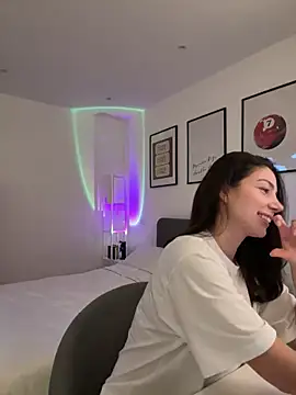 anaromeroxo online show from February 11, 2025, 5:07 pm