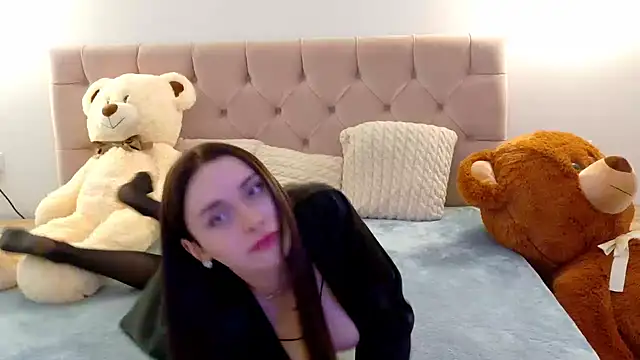 Lilliana Moon online show from April 9, 2026, 8:42 am