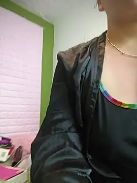 zahra Jalid online show from December 3, 2025, 11:14 pm