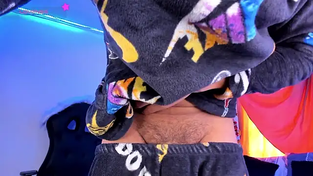 Snapshot of Ethan_Boyy chatting on December 1, 2025, 6:09 pm Ethan Boyy online show from December 1, 2025, 6:09 pm