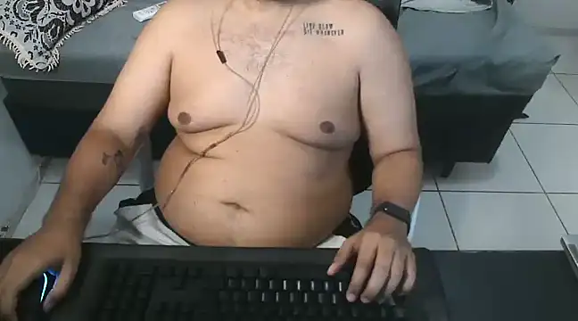 Snapshot of cub_aju chatting on February 18, 2025, 4:04 am cub aju online show from February 18, 2025, 4:04 am