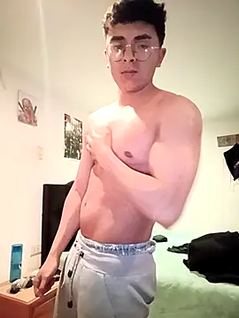 elbebesitobebelean666 online show from April 16, 2026, 4:35 am