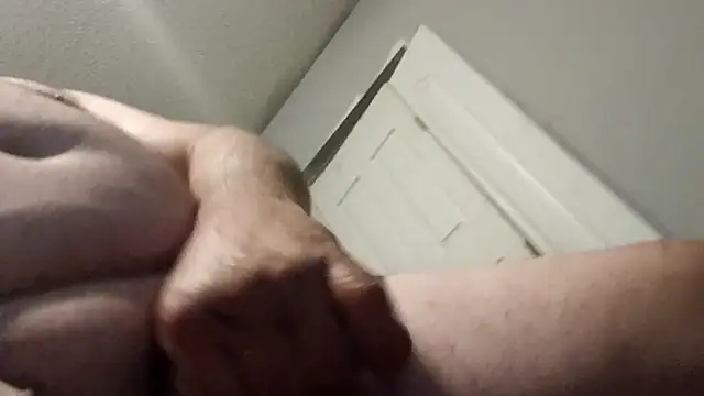 watchingme online show from April 25, 2026, 3:31 am