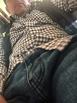 Snapshot of Inglphons chatting on January 8, 2026, 8:59 pm Inglphons online show from January 8, 2026, 8:59 pm