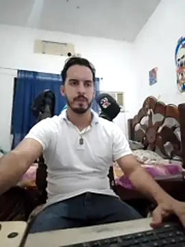 alejo5288 online show from October 28, 2025, 1:17 am