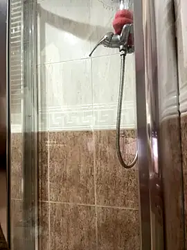 Snapshot of adictocm28 chatting on December 17, 2025, 9:31 pm adictocm28 online show from December 17, 2025, 9:31 pm