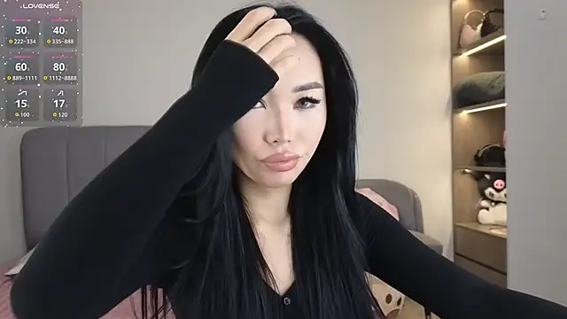 asianqueeny online show from February 25, 2026, 1:28 am